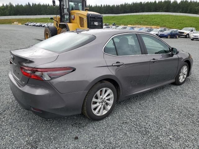 2022 Toyota Camry LE