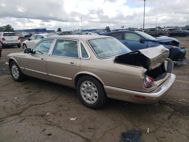 2003 Jaguar XJ8