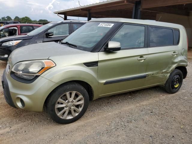 2013 KIA Soul +