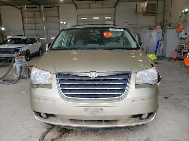 2010 Chrysler Town & Country Touring