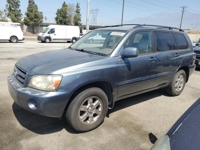 2004 Toyota Highlander Base