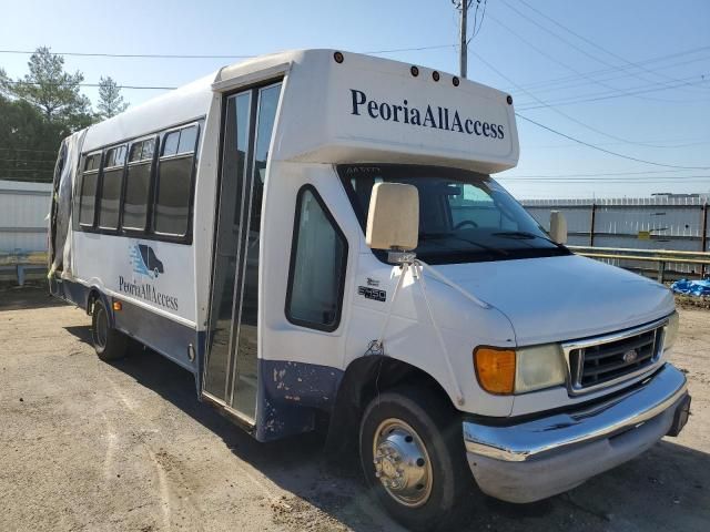 2003 Ford Econoline E450 Super Duty Cutaway Van