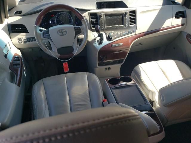 2014 Toyota Sienna XLE