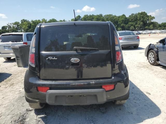 2011 KIA Soul +