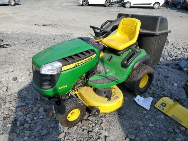 2015 John Deere Lawnmower