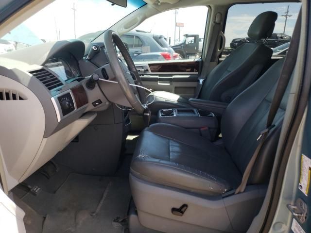 2010 Chrysler Town & Country Touring