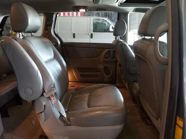 2006 Toyota Sienna XLE