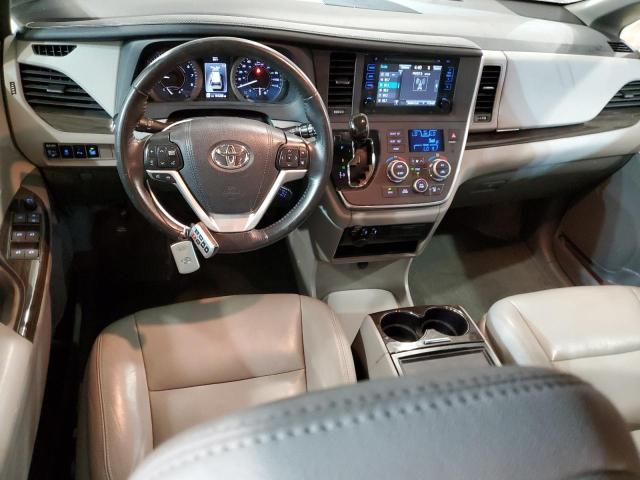 2015 Toyota Sienna XLE