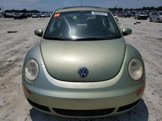 2009 Volkswagen New Beetle S