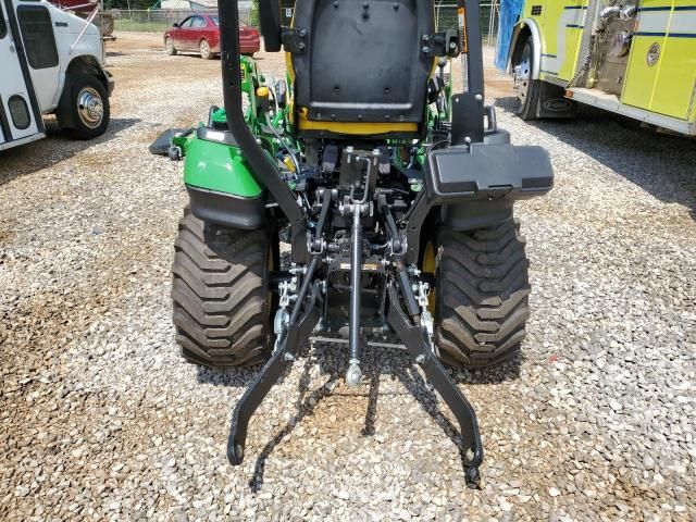 2023 John Deere 1025R