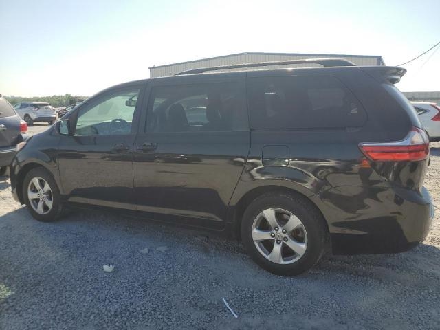 2017 Toyota Sienna LE