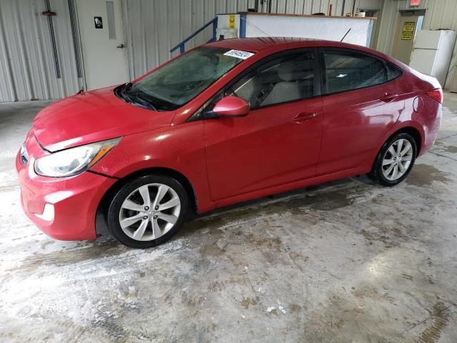 2013 Hyundai Accent GLS