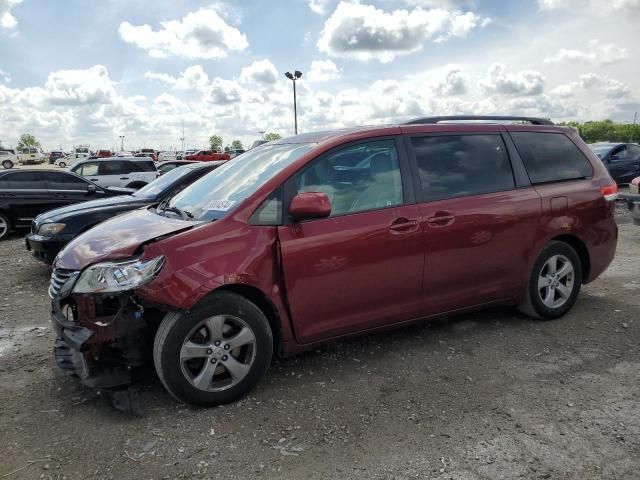 2012 Toyota Sienna LE