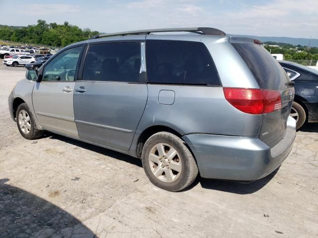 2004 Toyota Sienna XLE