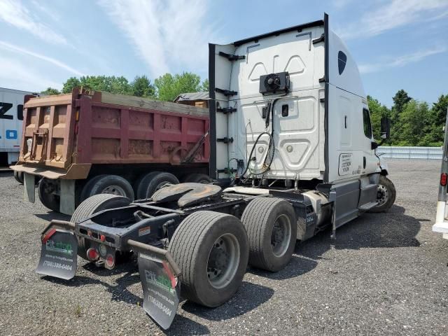 2016 Freightliner Cascadia 125