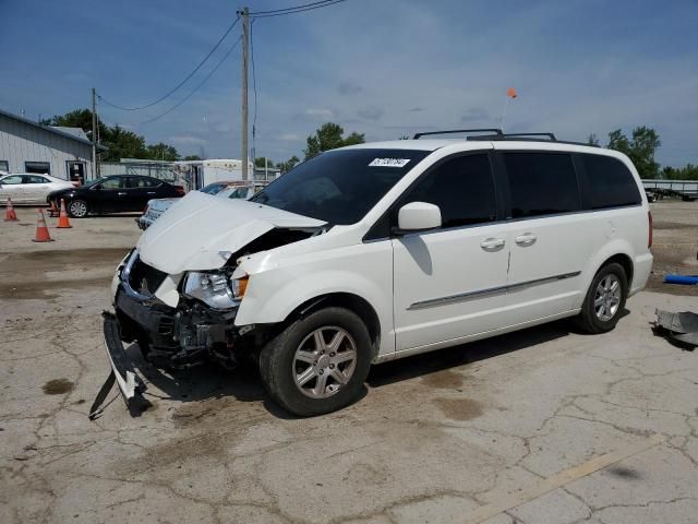 2013 Chrysler Town & Country Touring