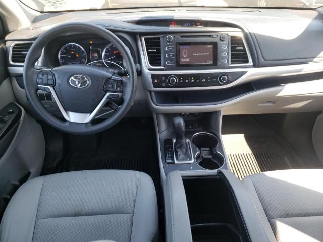 2019 Toyota Highlander LE