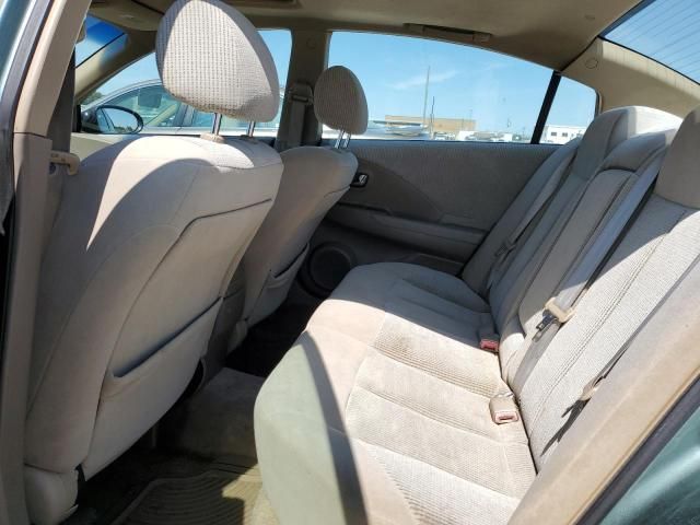 2002 Nissan Altima Base