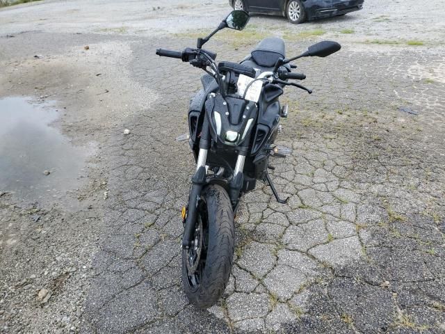 2022 Yamaha MT07