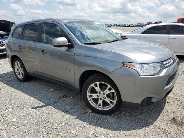 2014 Mitsubishi Outlander SE