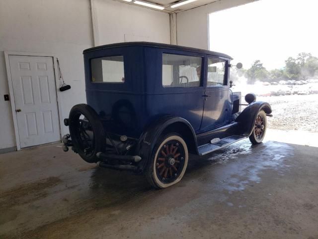 1925 Studebaker Coupe