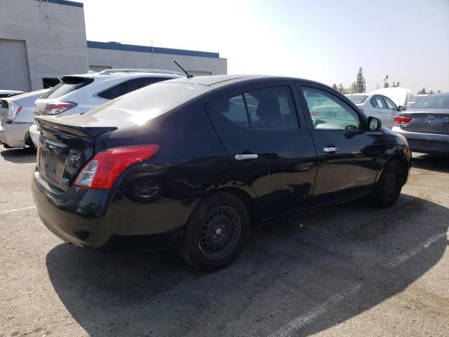 2013 Nissan Versa S