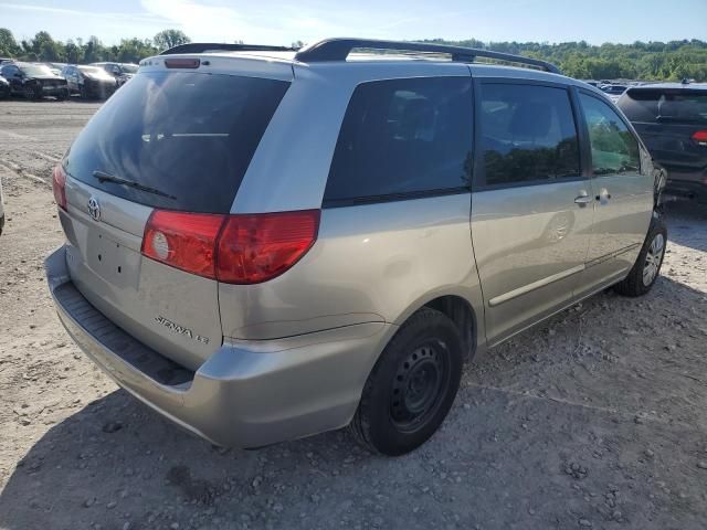 2010 Toyota Sienna CE