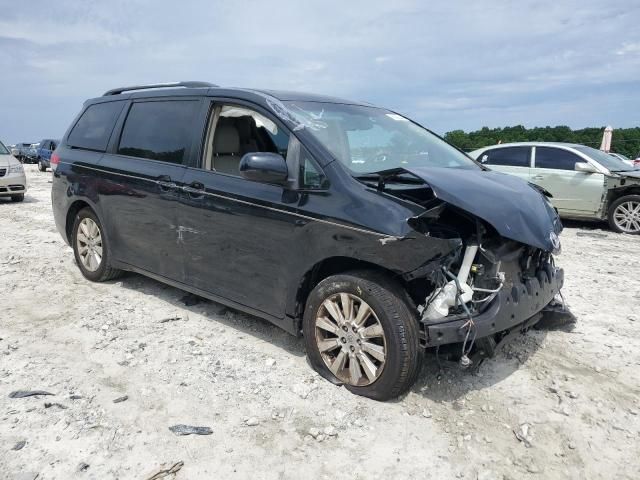 2011 Toyota Sienna XLE