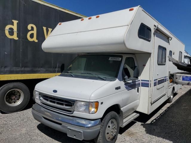 2001 Ford Econoline E450 Super Duty Cutaway Van