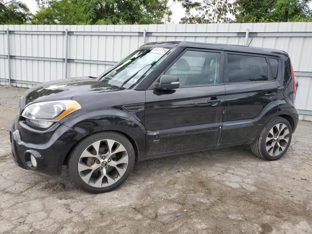 2013 KIA Soul +