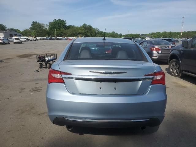 2012 Chrysler 200 Touring