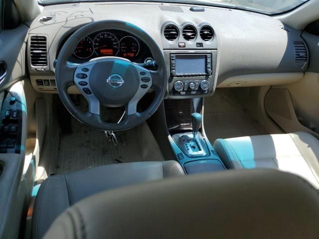 2011 Nissan Altima Base