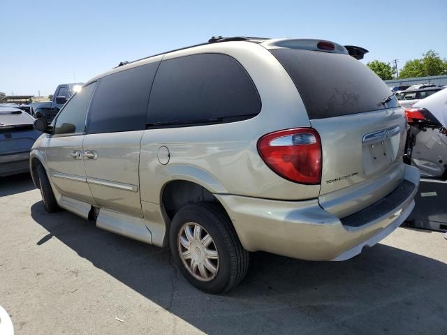 2006 Chrysler Town & Country Touring