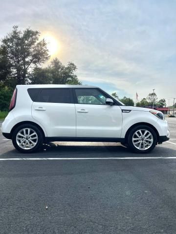 2019 KIA Soul +