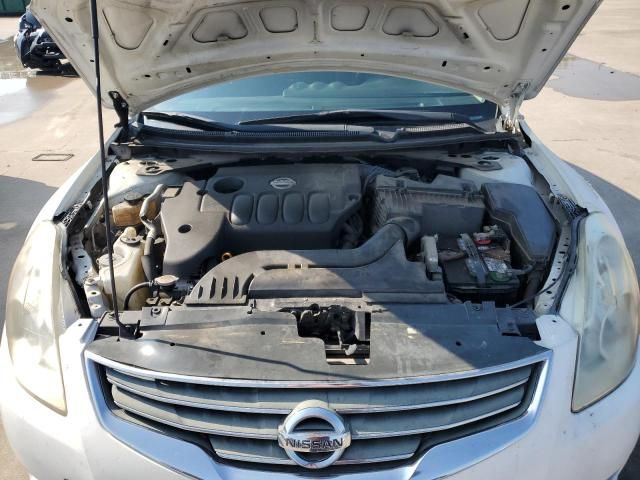 2010 Nissan Altima Base