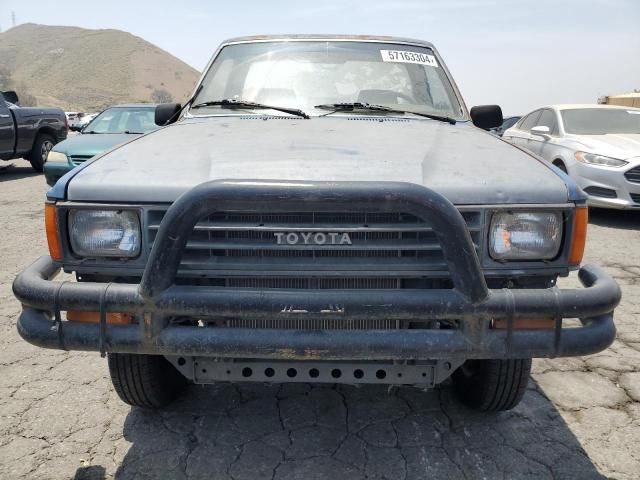 1987 Toyota Pickup 1/2 TON RN50