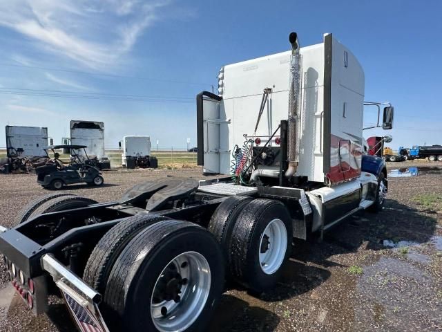 2011 Peterbilt 386