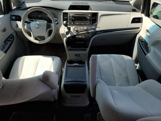 2012 Toyota Sienna LE