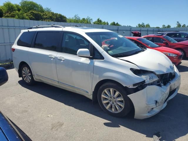 2015 Toyota Sienna XLE