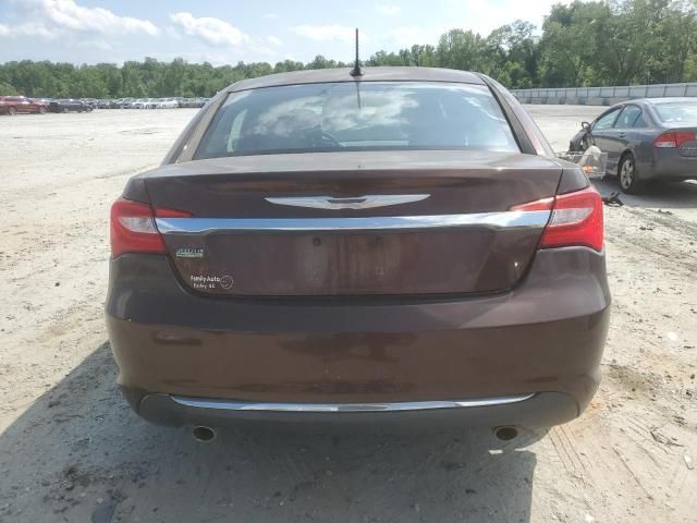 2013 Chrysler 200 Touring