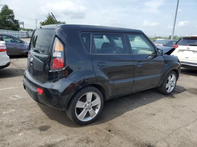 2010 KIA Soul +