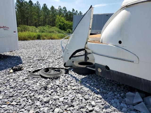 2001 Carver Boat