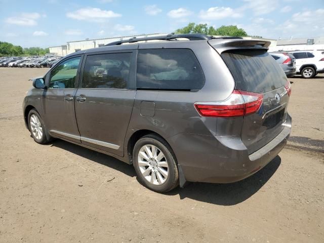 2016 Toyota Sienna XLE