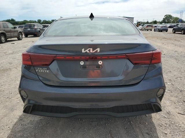 2023 KIA Forte LX