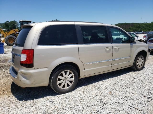 2013 Chrysler Town & Country Touring