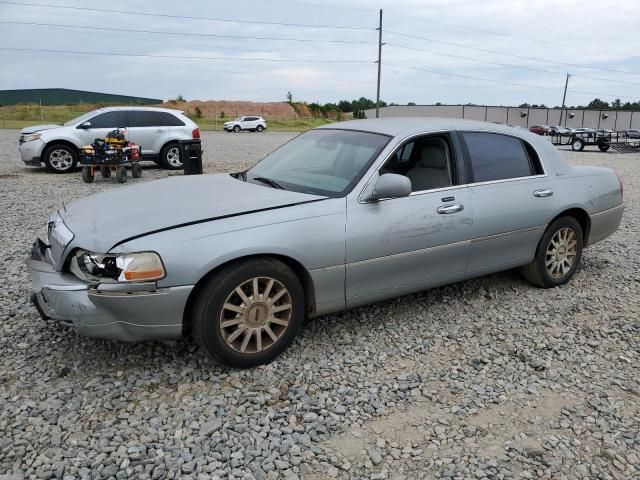 2006 Lincoln Town Car Signature