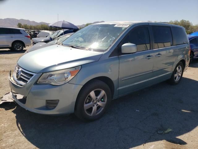 2010 Volkswagen Routan SE