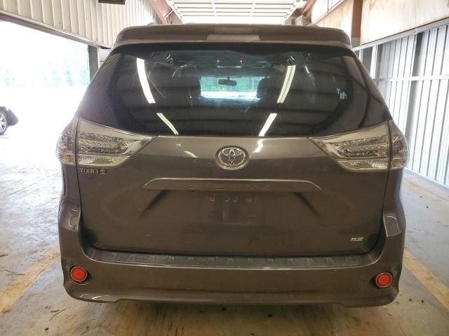 2012 Toyota Sienna Sport