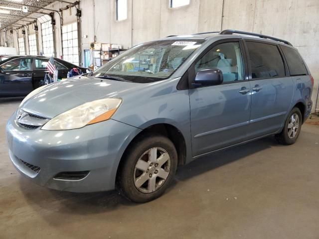 2006 Toyota Sienna CE