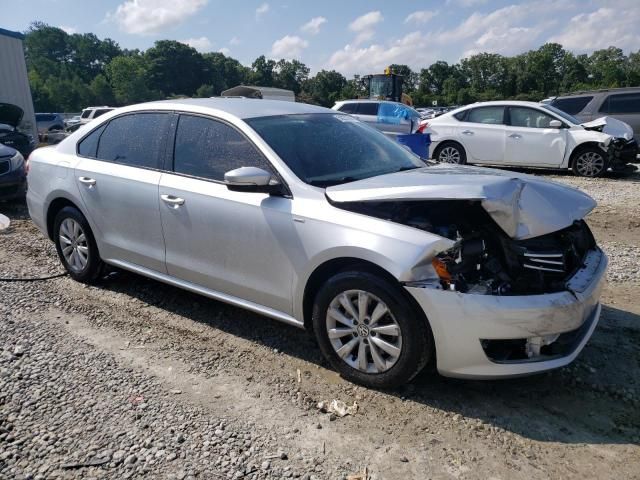 2015 Volkswagen Passat S